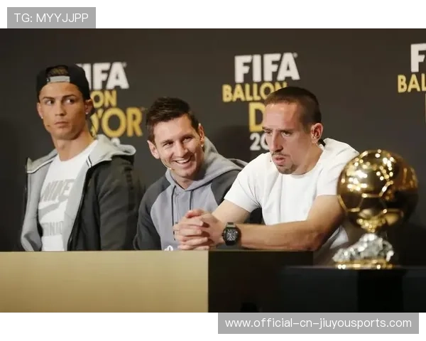 金球奖花落巴萨逆袭巨星，世界足坛震动，巴萨金球奖次数